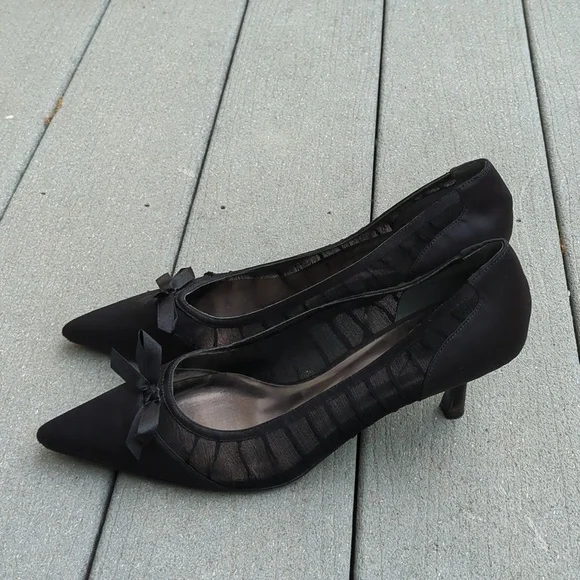 Metaphor Satin and Mesh Pointed Toe Heels with Bow - Picture 3 of 12